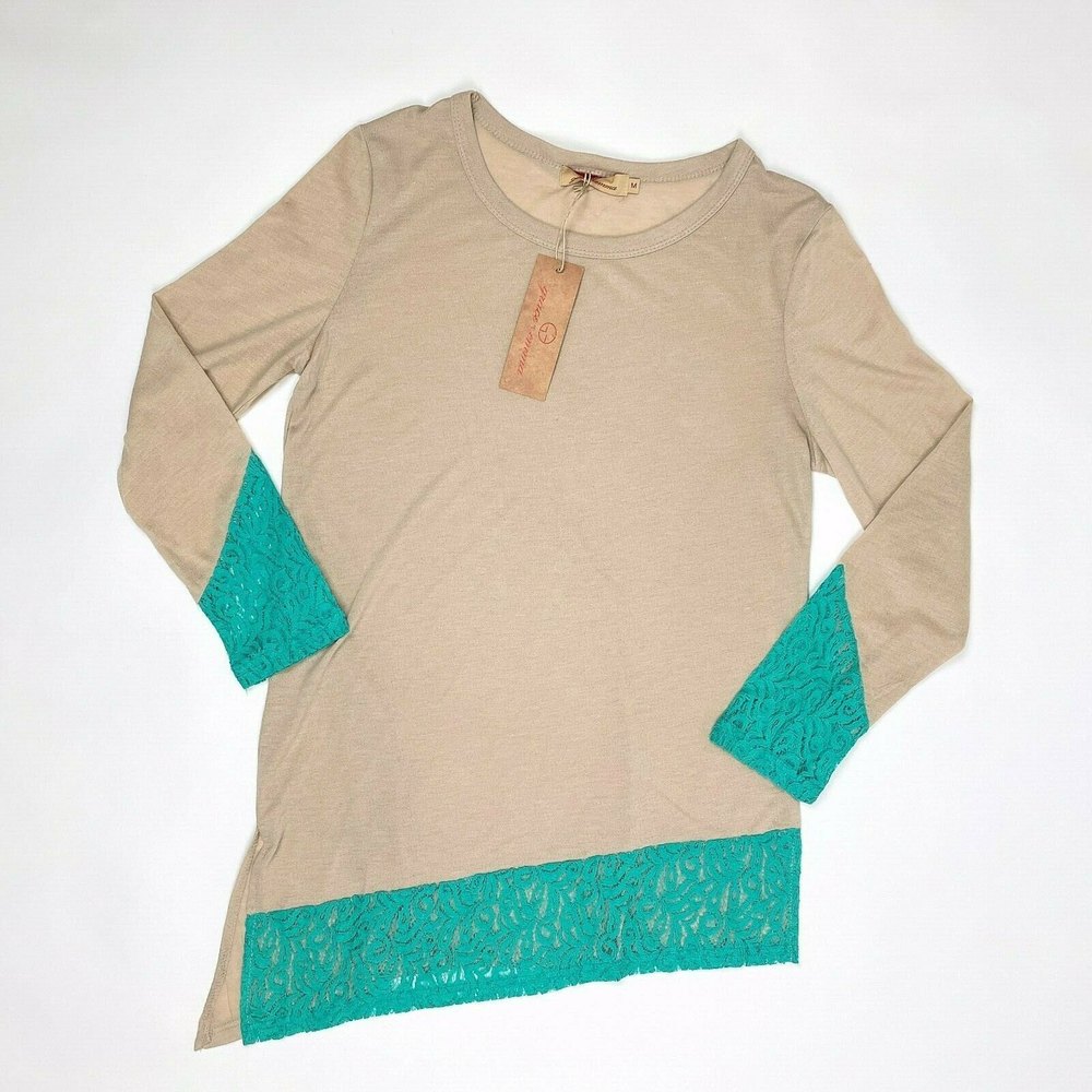 Grace & Emma Women's Sz M Beige Long Sleeve Asymmetrical Shirt w/ Turquoise Lace - Picture 7 of 10